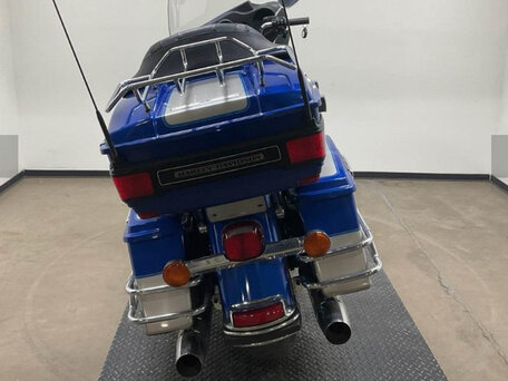 2009 Harley-Davidson Electra Glide, синий, 580000 рублей, вид 4