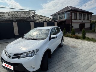 2013 Toyota RAV4 IV (XA40), белый, 2250000 рублей, вид 2