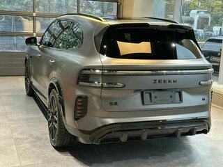 2026 Zeekr 8X Dawn, серый, 12990000 рублей, вид 5