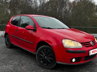 2006 Volkswagen Golf V, красный, 294990 рублей, вид 5