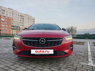 2022 Opel Insignia II Рестайлинг, красный, 1341632 рублей, вид 3