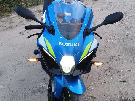2020 Suzuki GSX-R 1000, синий, 2000000 рублей, вид 3