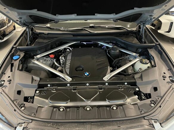 2026 BMW X6 40d III (G06) Рестайлинг, серый, 17790000 рублей - вид 25