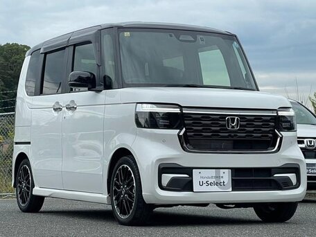 2023 Honda N-BOX III, белый, 1050000 рублей, вид 1