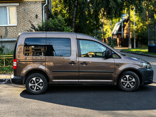 2012 Volkswagen Caddy III Рестайлинг, коричневый, 1100000 рублей, вид 1