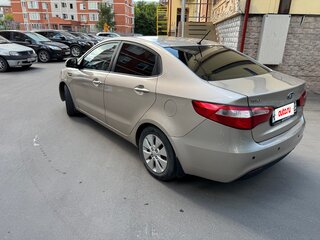 2012 Kia Rio 4-speed III, бежевый, 780000 рублей, вид 5