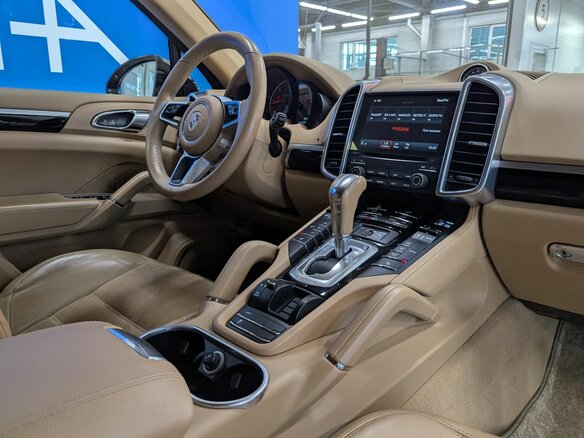 2017 Porsche Cayenne Diesel II Рестайлинг (958), коричневый - вид 22