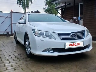 2012 Toyota Camry VII (XV50), белый, 1577000 рублей, вид 1