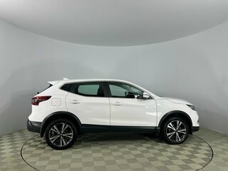 2019 Nissan Qashqai II Рестайлинг, белый, 2120000 рублей, вид 4