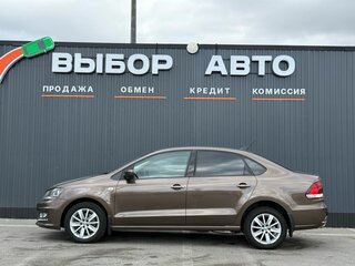 2017 Volkswagen Polo V Рестайлинг, коричневый, 1499000 рублей, вид 4