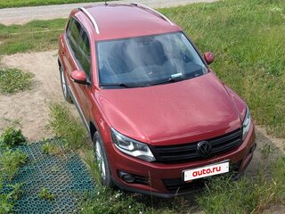 2012 Volkswagen Tiguan I Рестайлинг, красный, 1390000 рублей, вид 1