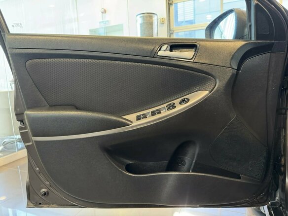 2016 Hyundai Solaris I Рестайлинг, коричневый, 849000 рублей - вид 10
