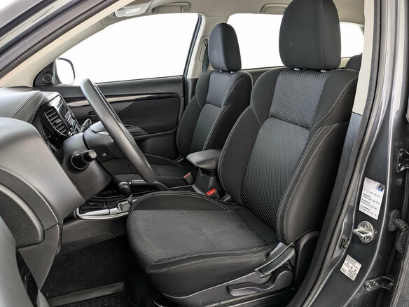 2019 Mitsubishi Outlander III Рестайлинг 3, серый, 1710000 рублей - вид 19
