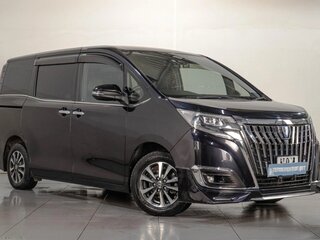 2020 Toyota Esquire I Рестайлинг, чёрный, 2499000 рублей, вид 4