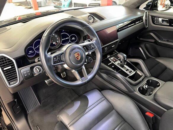 2022 Porsche Cayenne GTS Coupé III, чёрный - вид 12