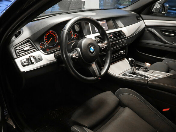 2014 BMW 5 серии 520i VI (F10/F11/F07) Рестайлинг, чёрный, 2227500 рублей - вид 9
