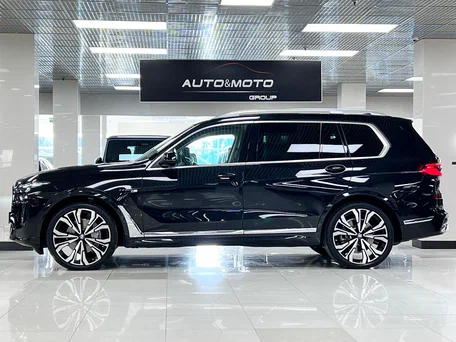 2025 BMW X7 40d I (G07) Рестайлинг, чёрный, 15499000 рублей, вид 4