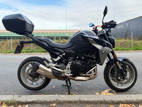 2020 BMW F 900 R, чёрный, 765000 рублей, вид 4