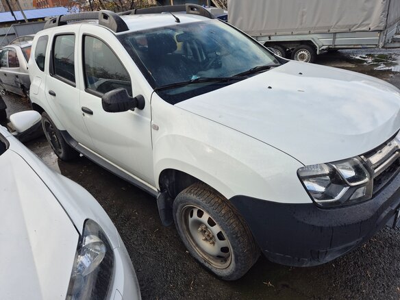 2016 Renault Duster I Рестайлинг, белый, 920000 рублей - вид 1