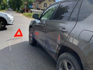 2012 Toyota RAV4 III (XA30) Рестайлинг, коричневый, 1499000 рублей, вид 3