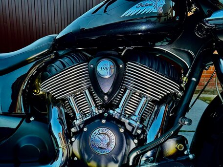 2022 Indian Chieftain, чёрный, 1800000 рублей, вид 2