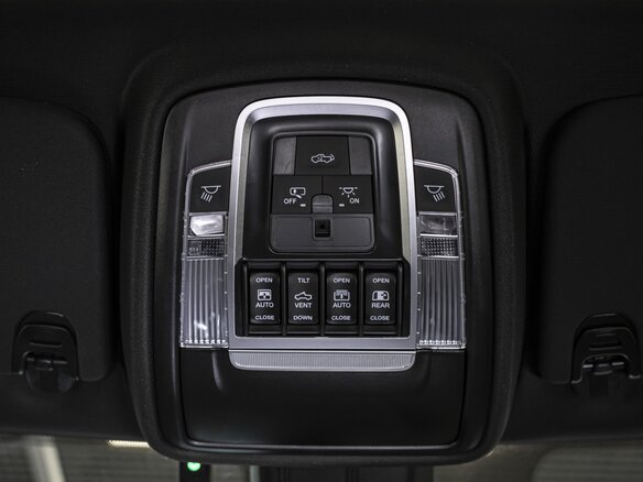 2026 Ram 1500 Crew Cab V Рестайлинг, чёрный - вид 30