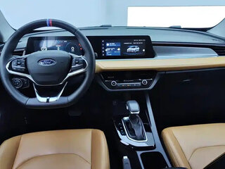 2021 Ford Focus IV Рестайлинг (China Market), белый, 1245000 рублей, вид 4