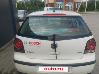 2008 Volkswagen Polo IV Рестайлинг, белый, 510000 рублей, вид 3