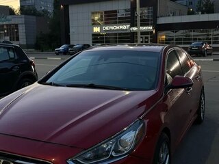 2017 Hyundai Sonata VII (LF), красный, 1900000 рублей, вид 1