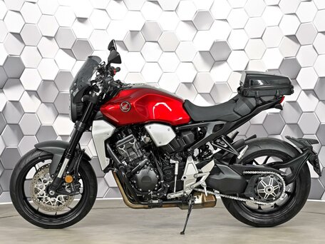 2020 Honda CB 1000R, красный, 1199000 рублей, вид 4
