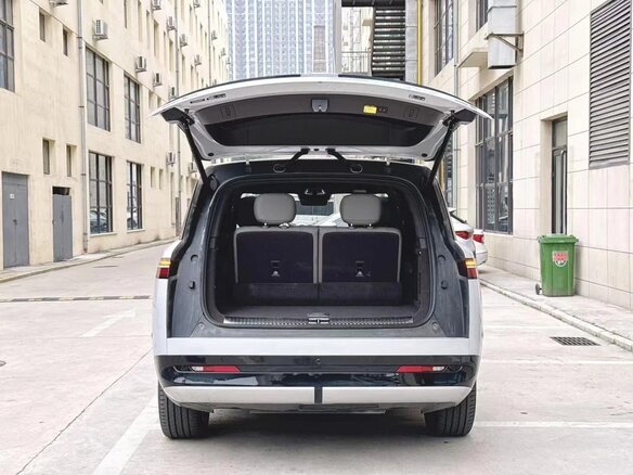 2026 Denza N9 75.3 kWh, белый, 11600000 рублей - вид 7