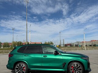 2023 BMW X5 M Competition III (F95) Рестайлинг, зелёный, 19000000 рублей, вид 3
