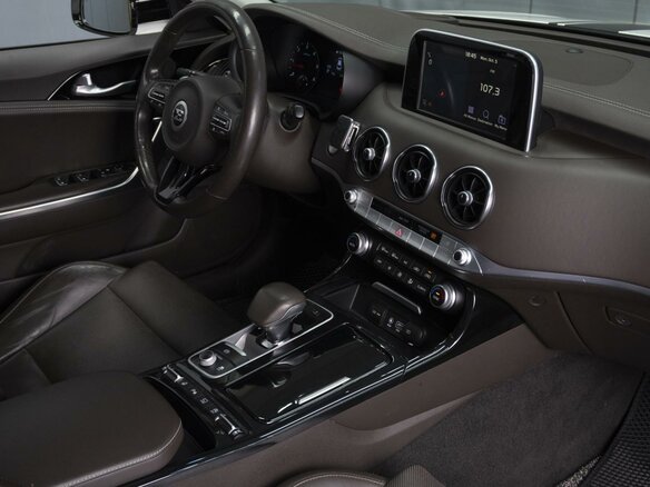 2018 Kia Stinger I, белый - вид 39