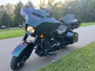2021 Harley-Davidson Street Glide Special, зелёный, 1999000 рублей, вид 5