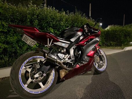 2006 Yamaha YZF-R6, красный, 580000 рублей, вид 5