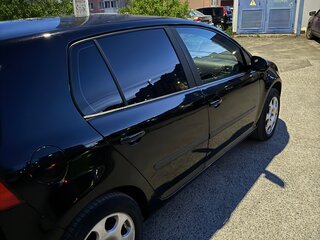 2006 Volkswagen Golf V, чёрный, 460000 рублей, вид 2