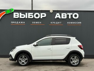 2020 Renault Sandero Stepway II Рестайлинг, белый, 1210000 рублей, вид 4