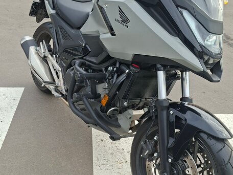 2025 Honda NC 750X, серый, 1200000 рублей, вид 3