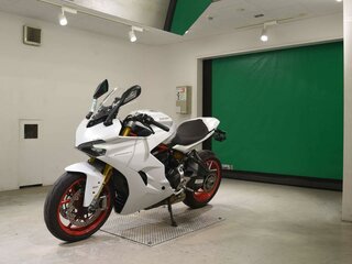 2018 Ducati Supersport, белый, 977000 рублей, вид 4