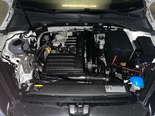 2015 Volkswagen Golf VII, белый, 1550000 рублей, вид 4