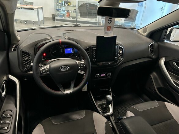 2018 Lada (ВАЗ) XRAY I, белый, 519000 рублей - вид 6
