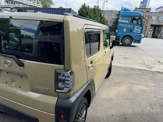 2021 Daihatsu Taft II, бежевый, 1350000 рублей, вид 3