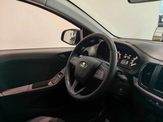2026 Lada (ВАЗ) Iskra, чёрный, 1333530 рублей, вид 5