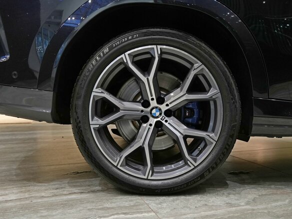 2020 BMW X6 30d III (G06), синий, 7080000 рублей - вид 17