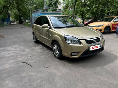 2011 Kia Rio II Рестайлинг, бежевый, 519000 рублей, вид 2