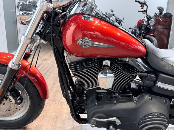 2010 Harley-Davidson Fat Bob, красный, 999000 рублей - вид 5