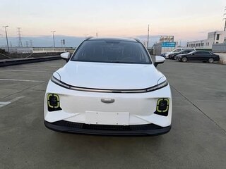 2024 Geely Geometry E 39.4 kWh, белый, 1380000 рублей, вид 2
