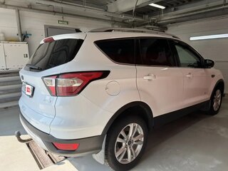 2016 Ford Kuga II Рестайлинг, белый, 1550000 рублей, вид 2