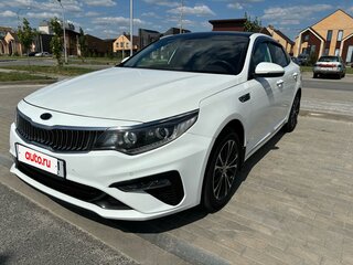 2019 Kia Optima IV Рестайлинг, белый, 2090000 рублей, вид 3