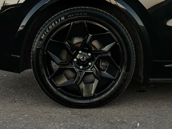 2024 Li Auto (Lixiang) L9 52.3 kWh I Рестайлинг, чёрный, 7348000 рублей - вид 23